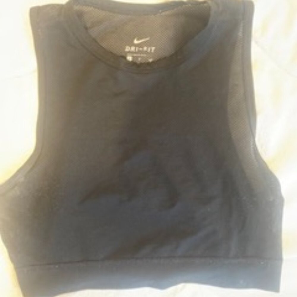 Nike Dri Fit Cropped Tank